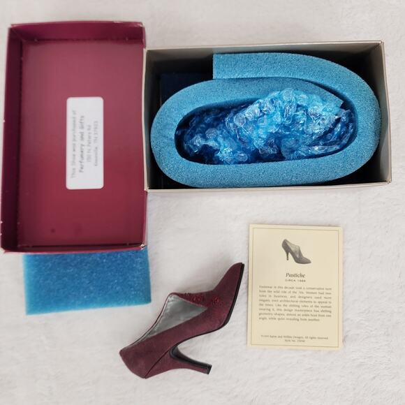 📽️ Pastiche- Just The Right Shoe Sculpture. Mint Condition. COA includes Box - Picture 4 of 6